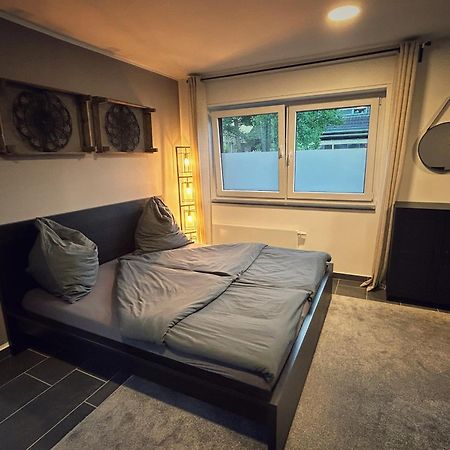Cosy Bungalow-Apartment In Ruhiger Toplage - Naehe Duesseldorf 克雷费尔德 外观 照片