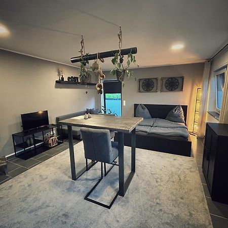 Cosy Bungalow-Apartment In Ruhiger Toplage - Naehe Duesseldorf 克雷费尔德 外观 照片