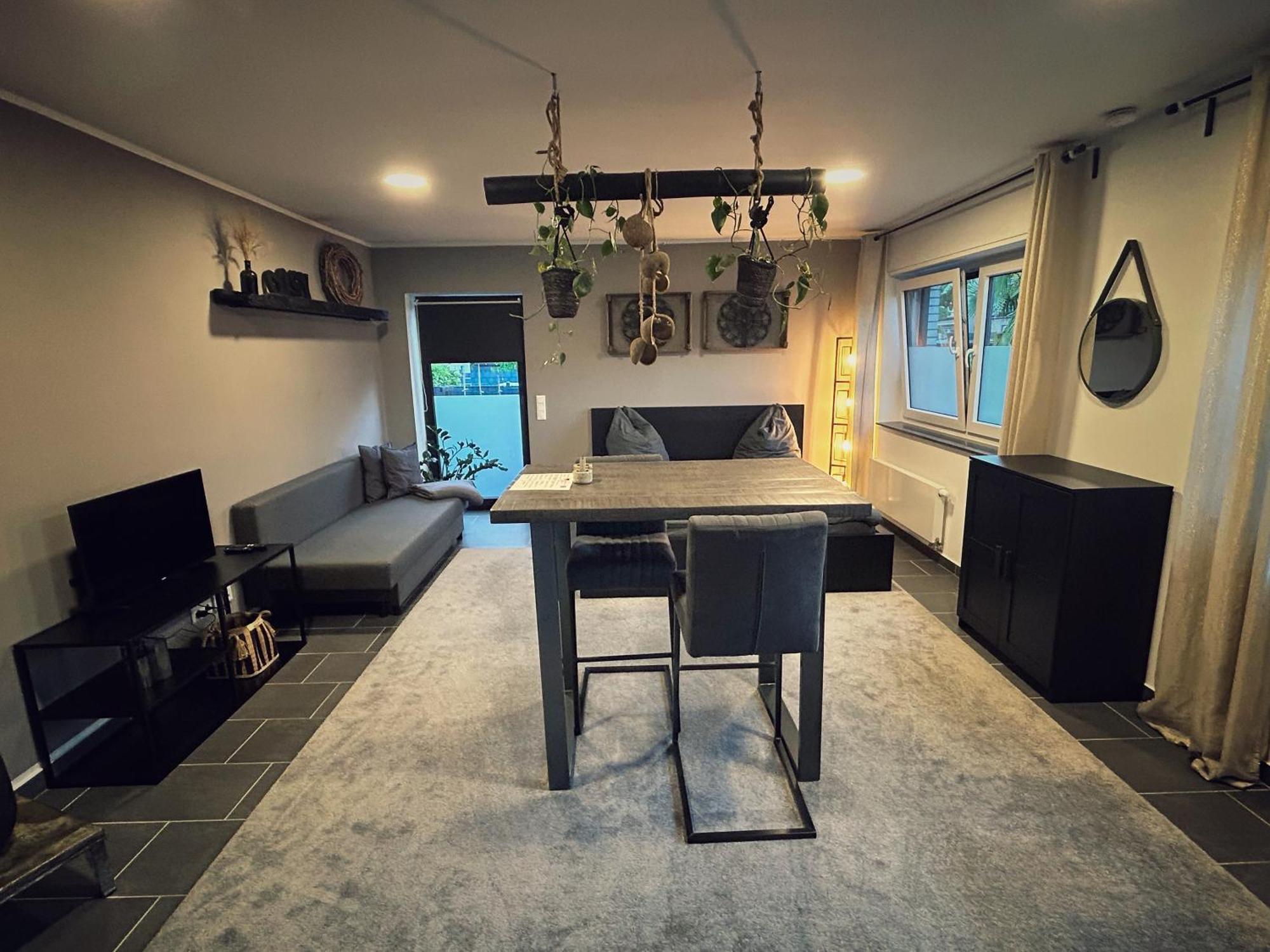 Cosy Bungalow-Apartment In Ruhiger Toplage - Naehe Duesseldorf 克雷费尔德 外观 照片